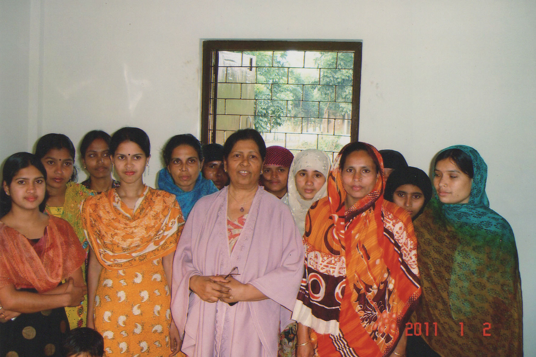 Dr Sayeeda Khan och hennes kolleger i Social Initiative for Human Development