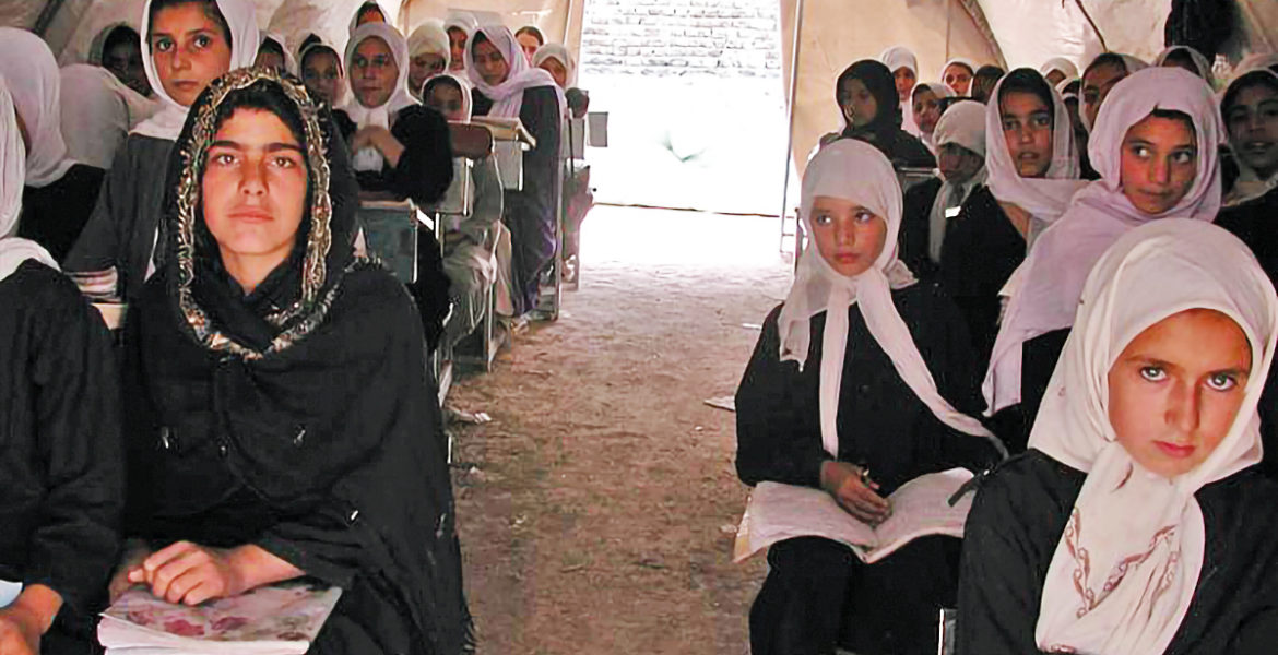 Skolflickor i Afghanistan