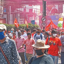 Indiska kommunister och allierade på väg till kampanjmöte