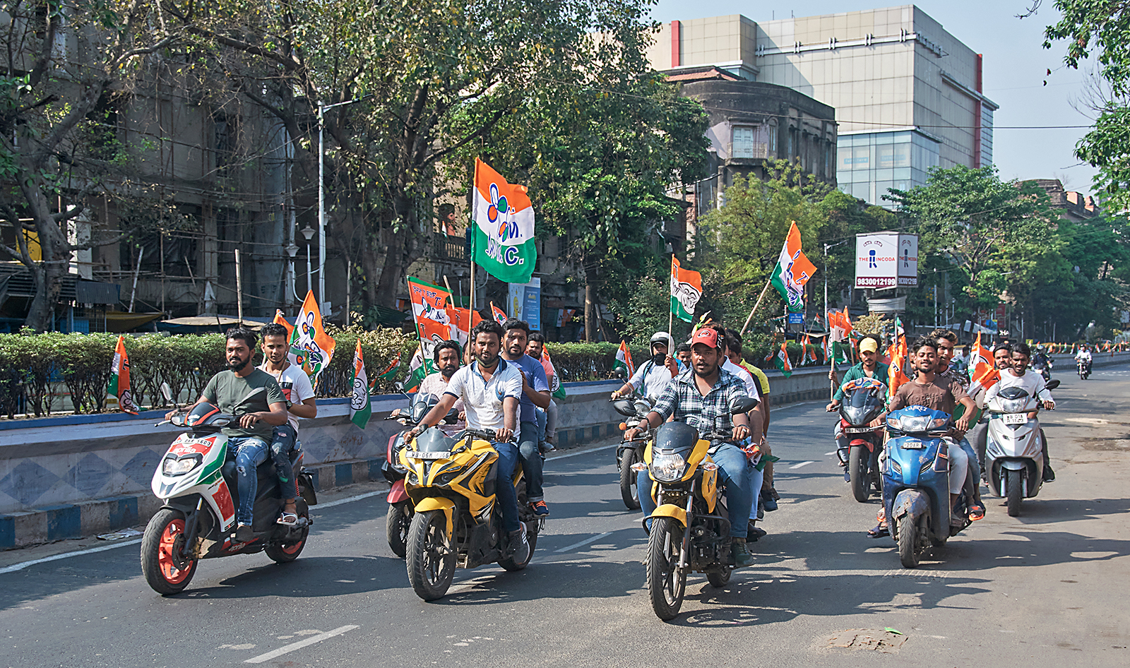 TMC-medlemmar på motorcyklar