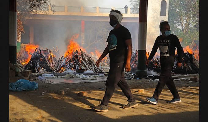 Masskremering i Delhi