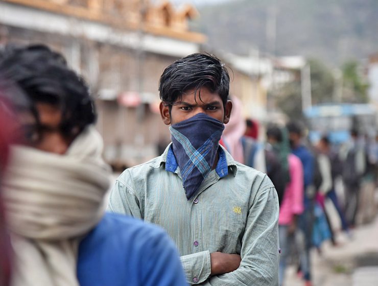 Migrantarbetare i Kashmir behöver ge sig hem