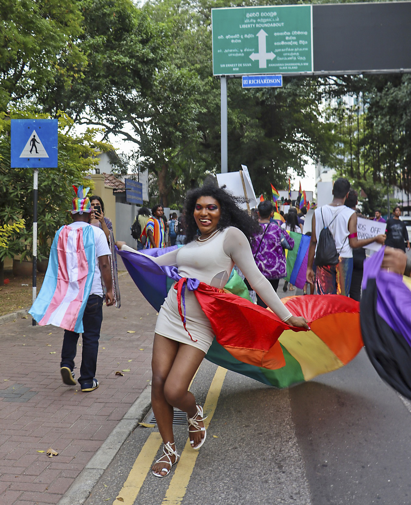 Deltagare i Freedom Pride Parade i Colombo i juni 2023.