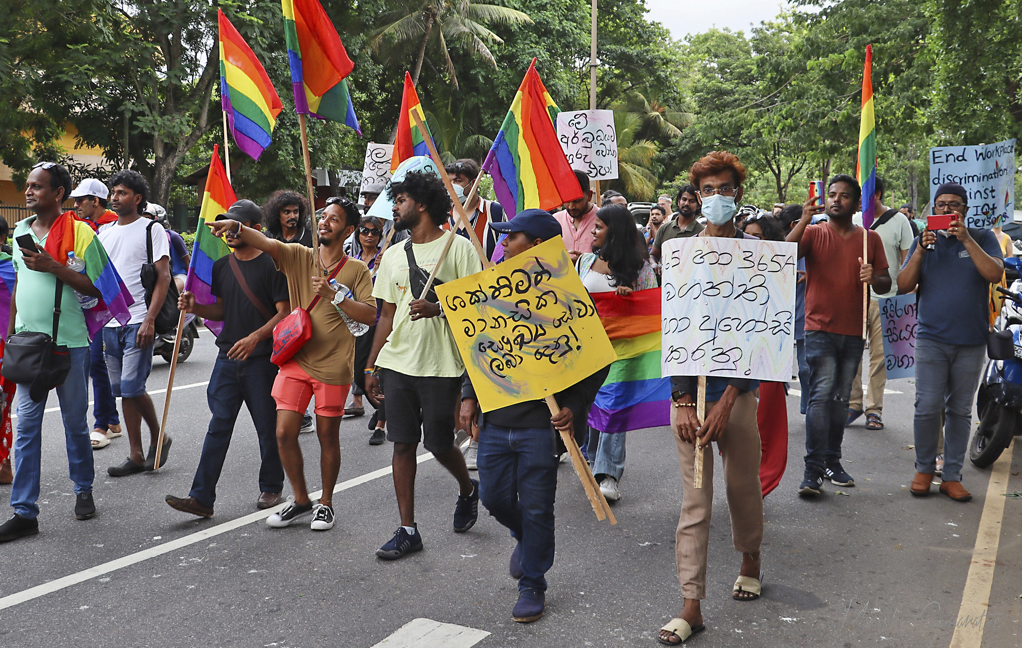 Deltagare i Freedom Pride Parade i Colombo i juni 2023.
