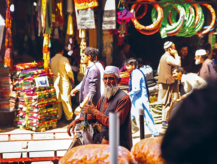 Marknaden ä'r en mötesplats i Afghanistan