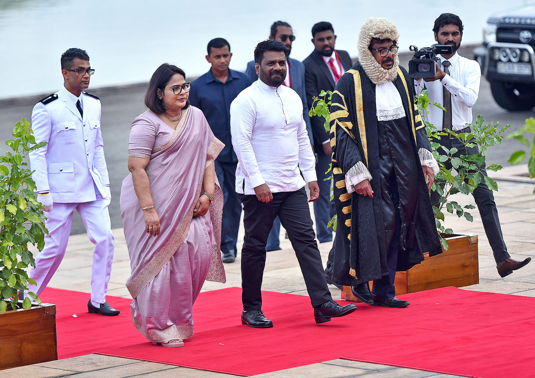 Sri Lankas president Anura Kumara Dissanayake vid parlamentet