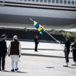 Narendra Modi har tagit mark på Landvetters flygplats utanför Göteborg.