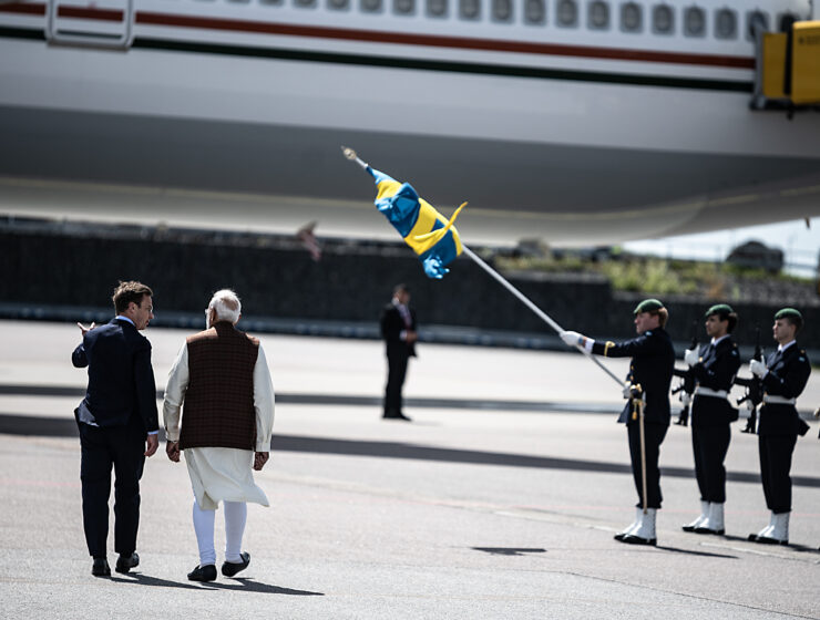 Narendra Modi har tagit mark på Landvetters flygplats utanför Göteborg.