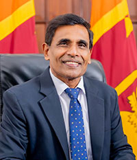 Ananda Wijepala är Sri Lankas nuvarande minister för nationell säkerhet.