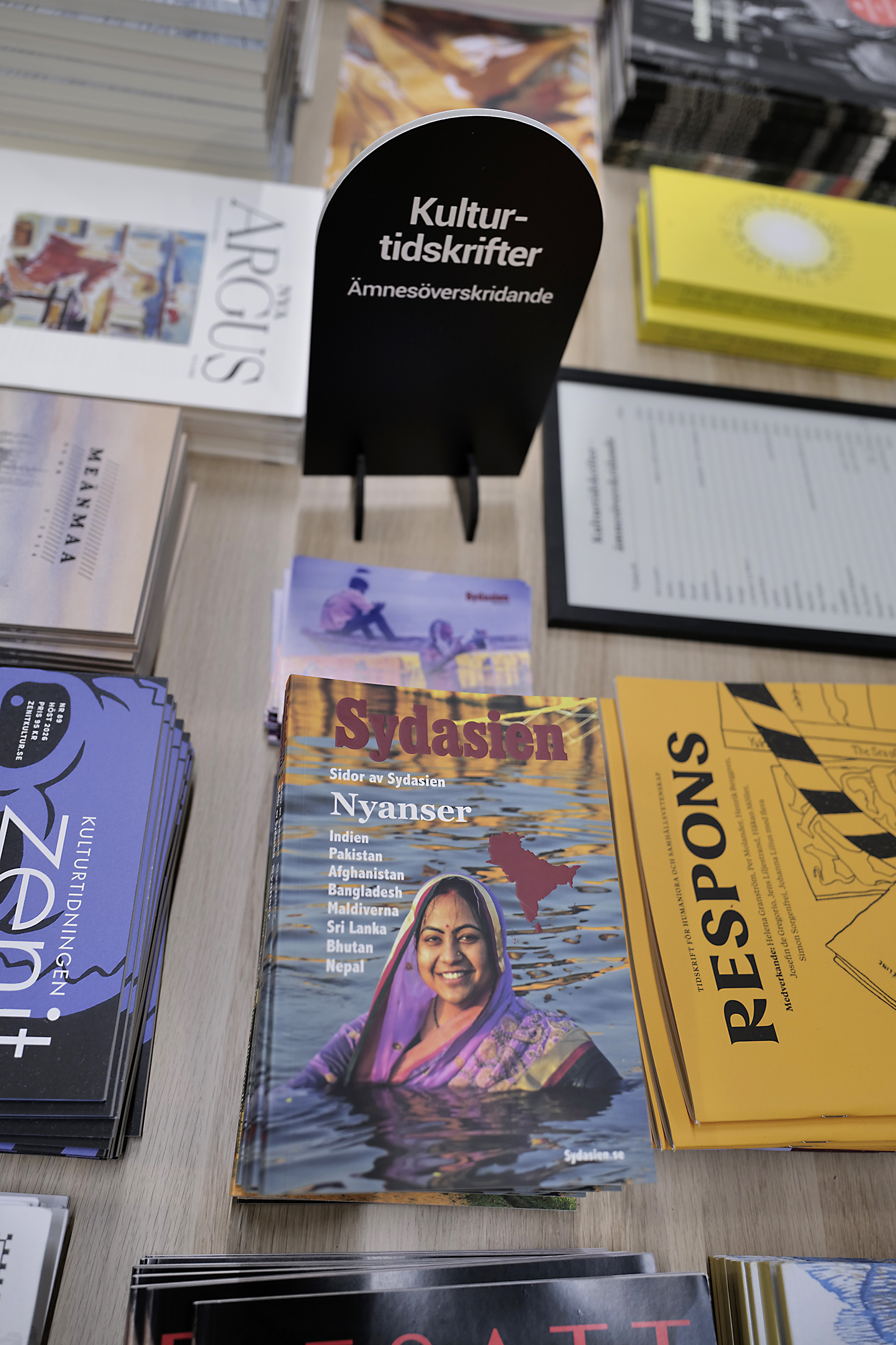 Sydasien tog plats i Nätverkstan kulturtidskrifters monter.